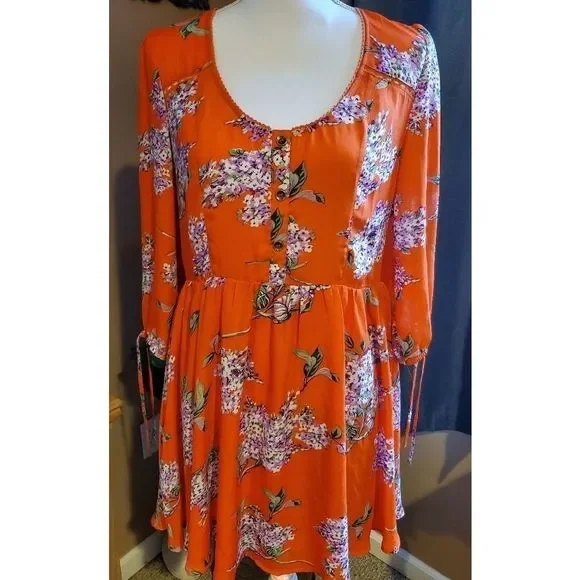 Lovposh Playful Boutique Style Dress Medium - Picture 1 of 7